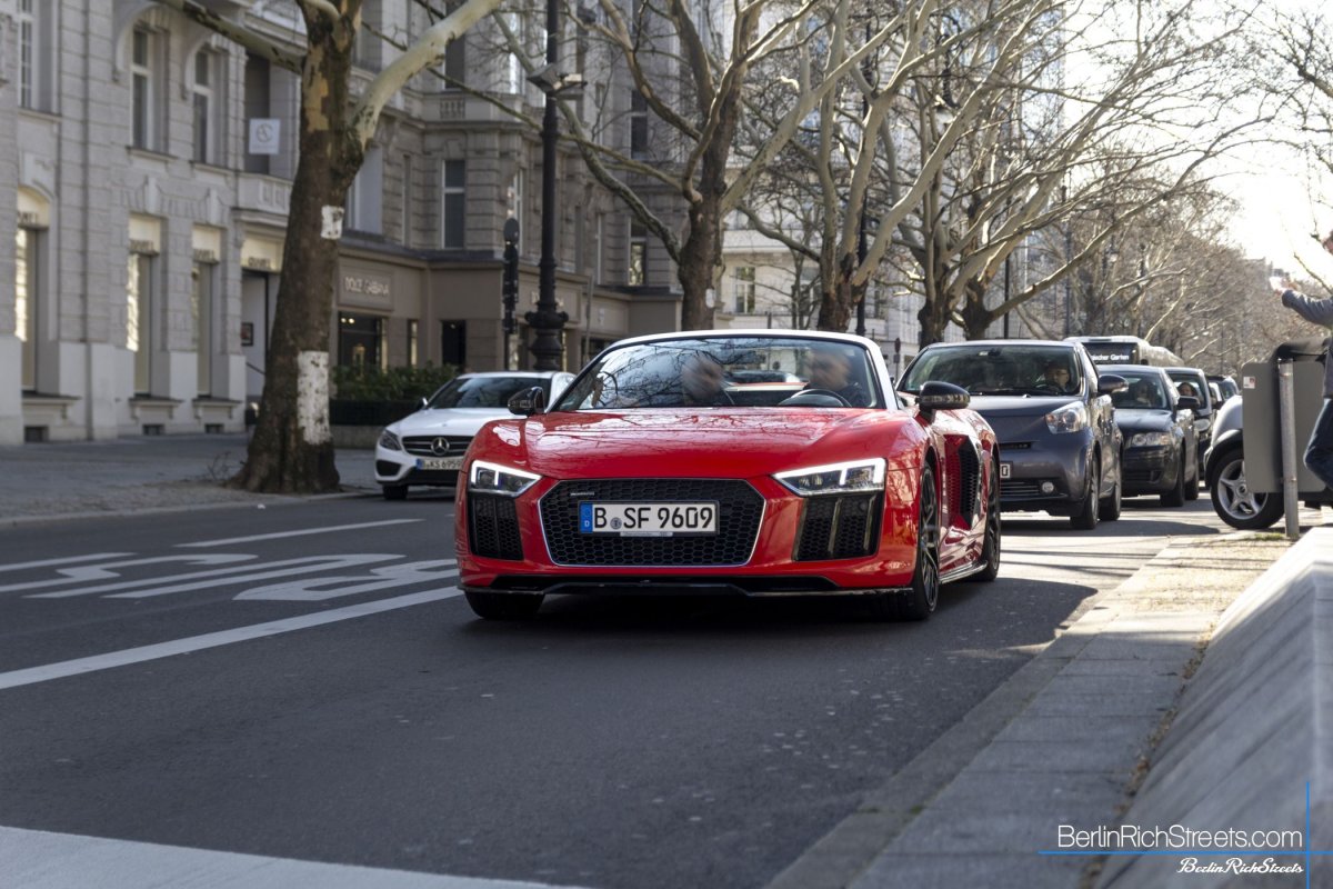 Audi R8 V10 Spyder (2016) spotted in Berlin — BerlinRichStreets
